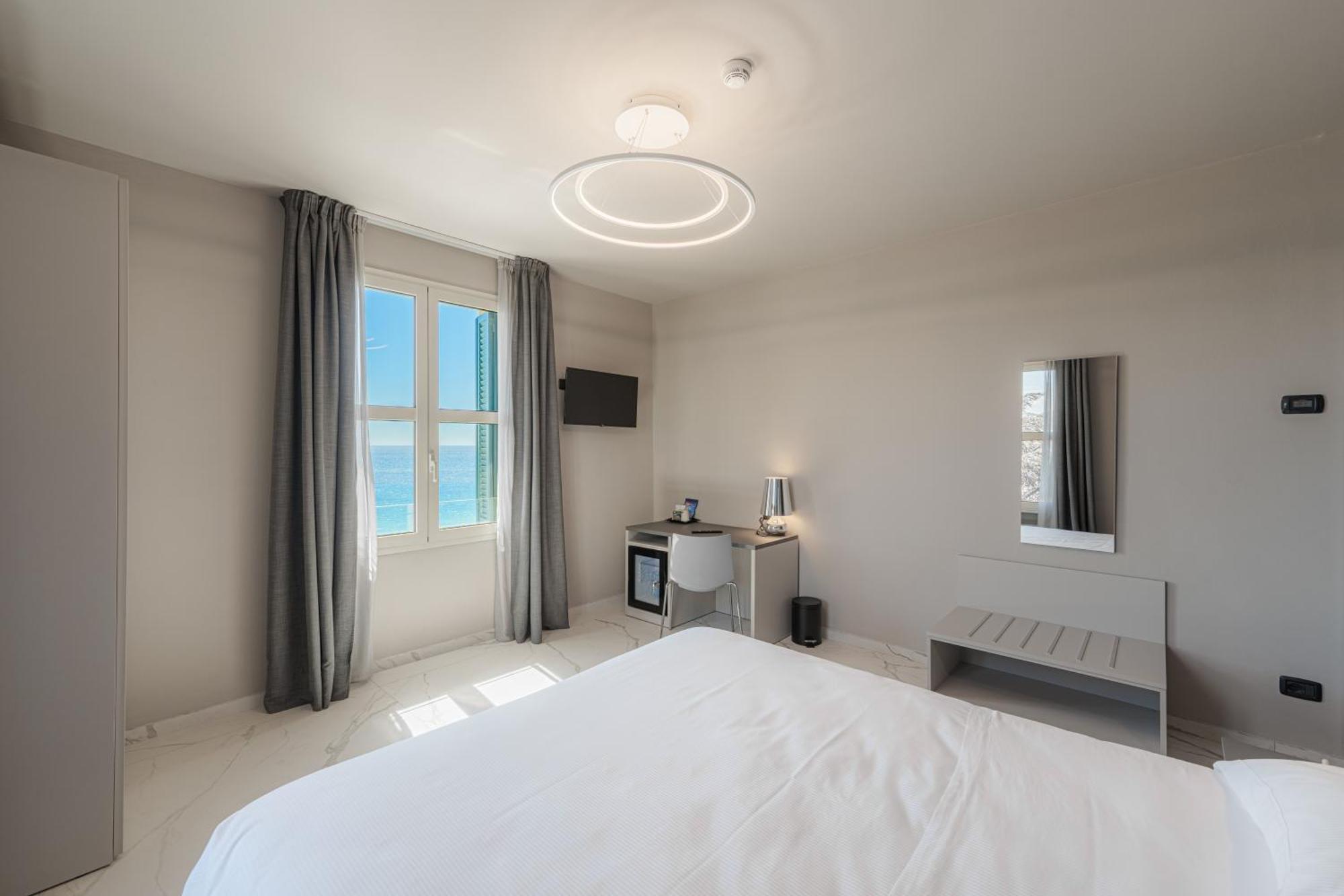 Hotel Villa Levi サンレモ エクステリア 写真