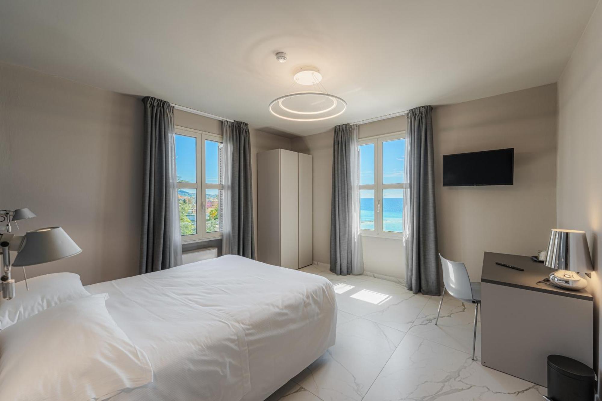 Hotel Villa Levi サンレモ エクステリア 写真